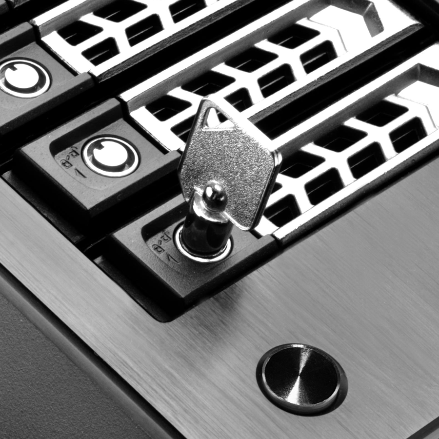 SilverStone TS421S — Close-up 5
